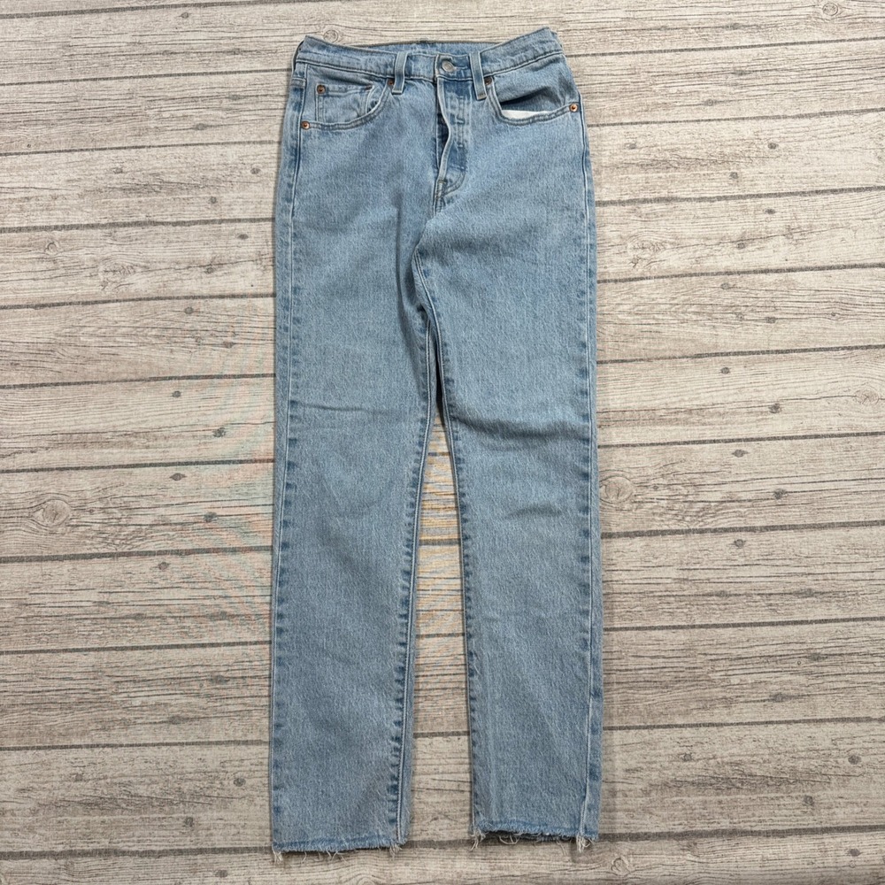 Levi's 501'S Jeans Women's 26 Blue Light Wash Denim Button Fly Skinny Slim Fit